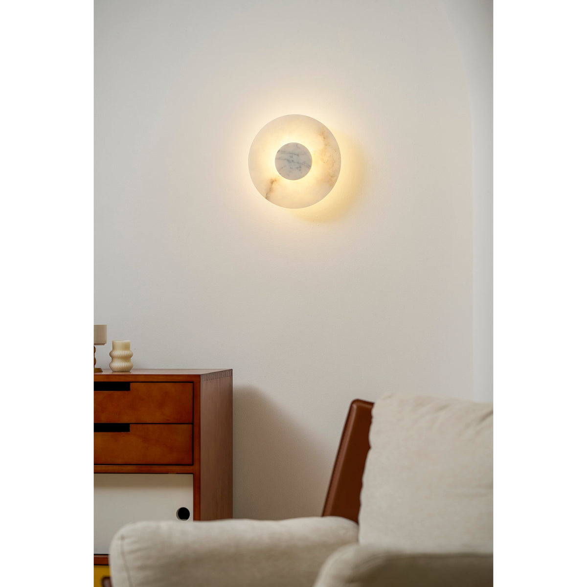 Isotta Alabaster Wall Lamp