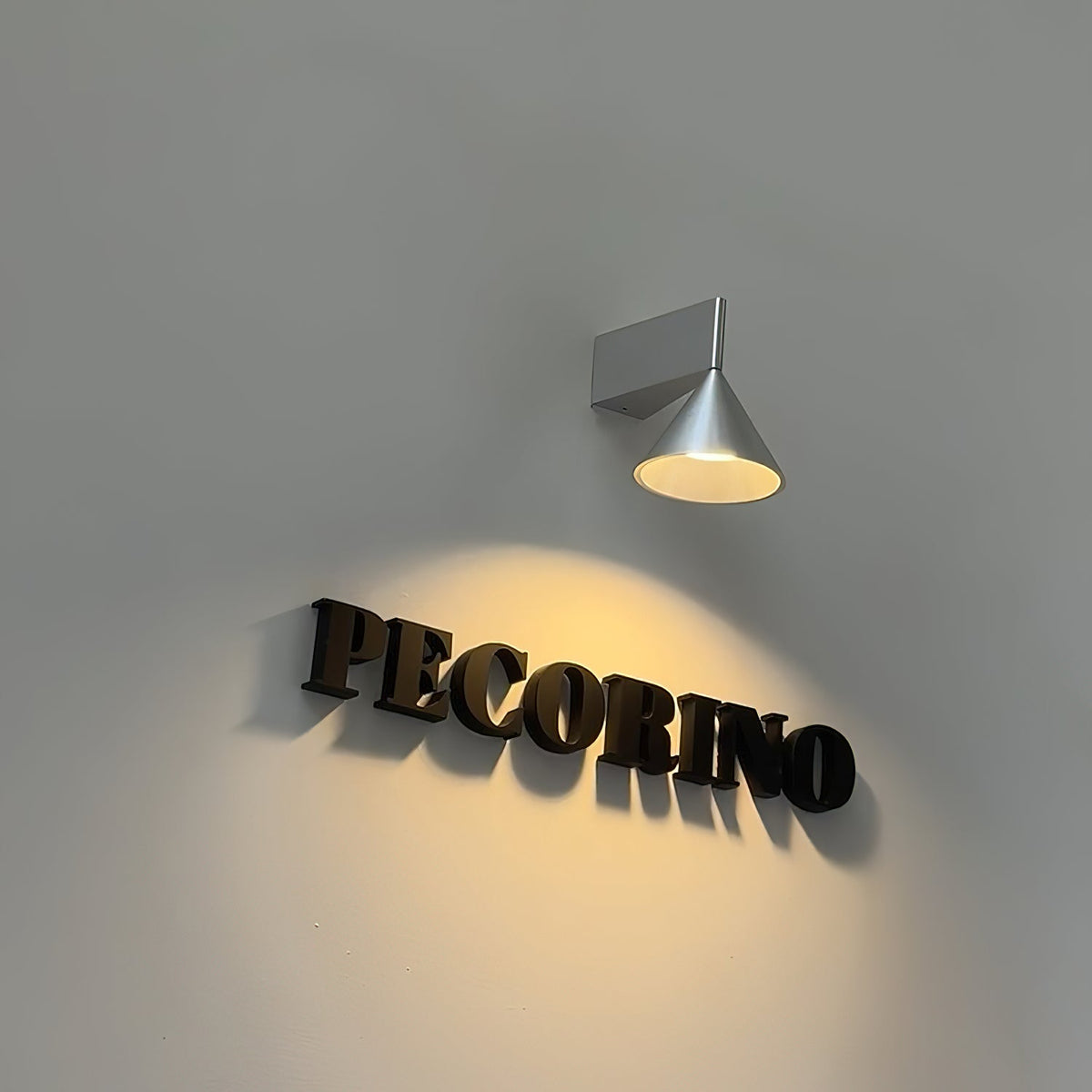Amalfi Aluminum Wall Lamp