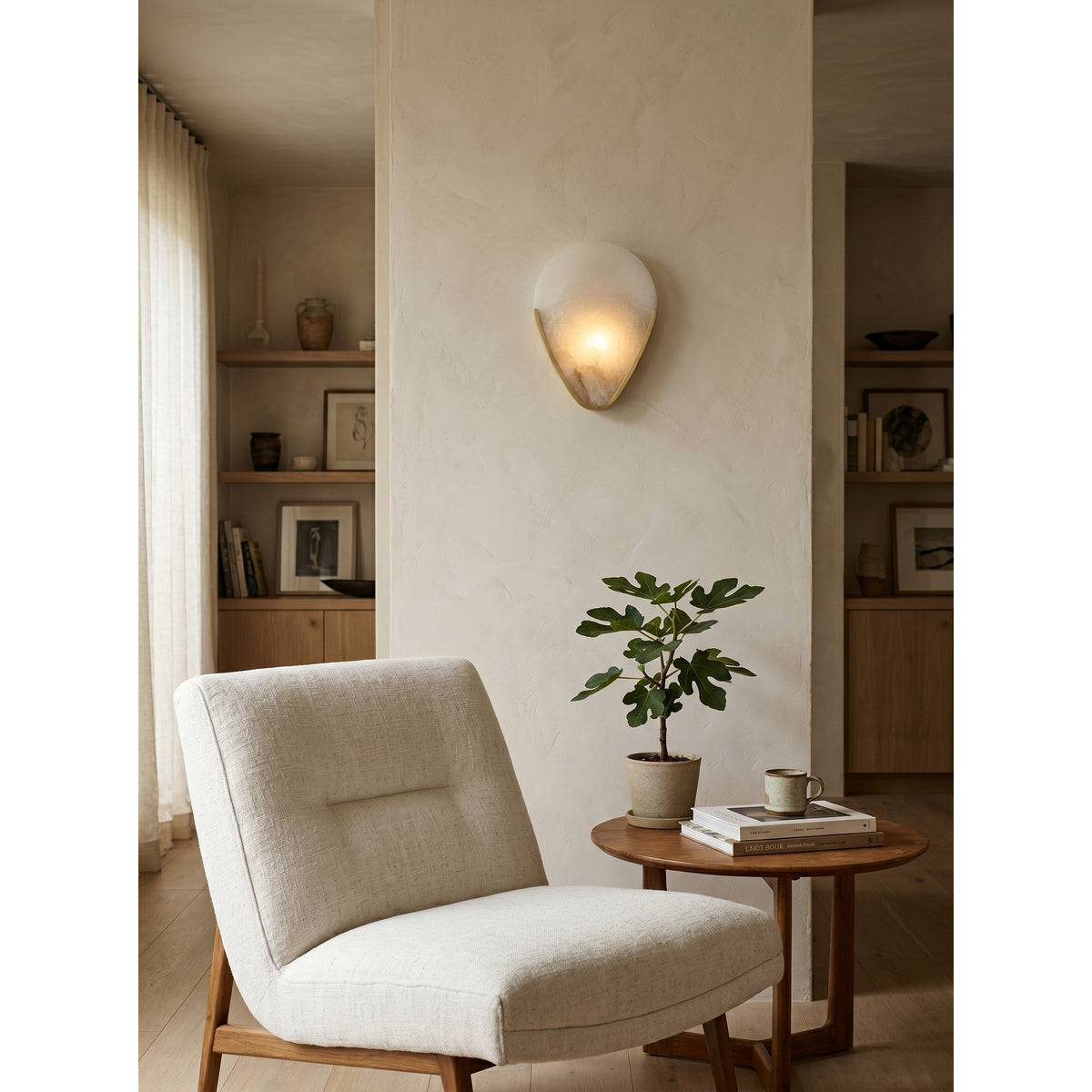 Padova Alabaster Wall Lamp