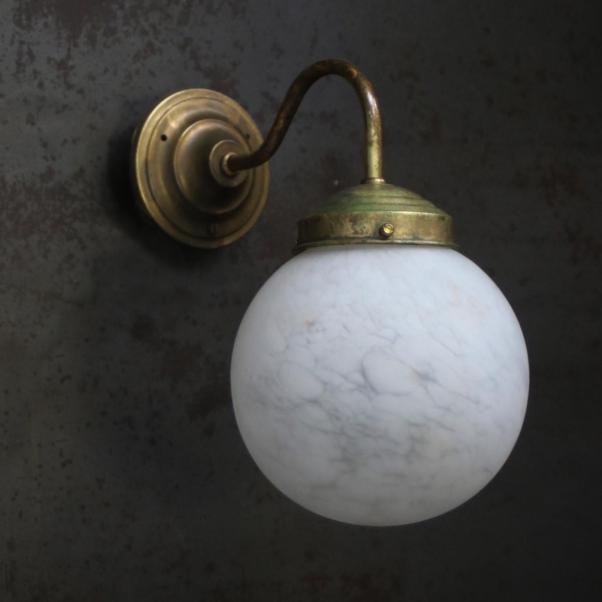 Piedora Alabaster Wall Lamp
