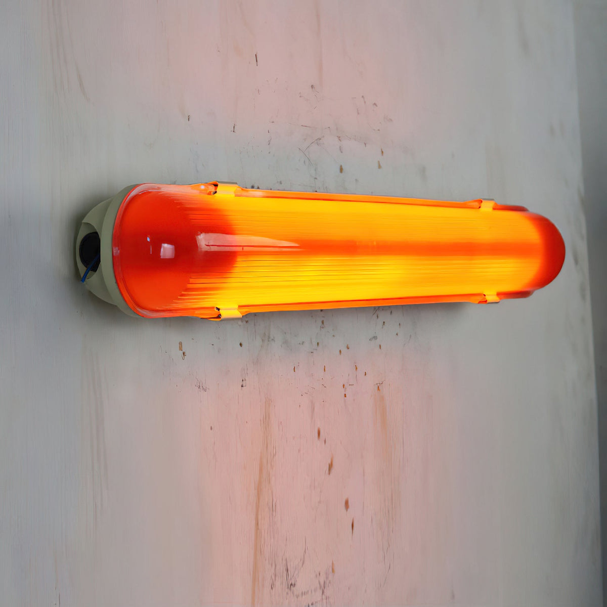 Molise Joy Wall Lamp
