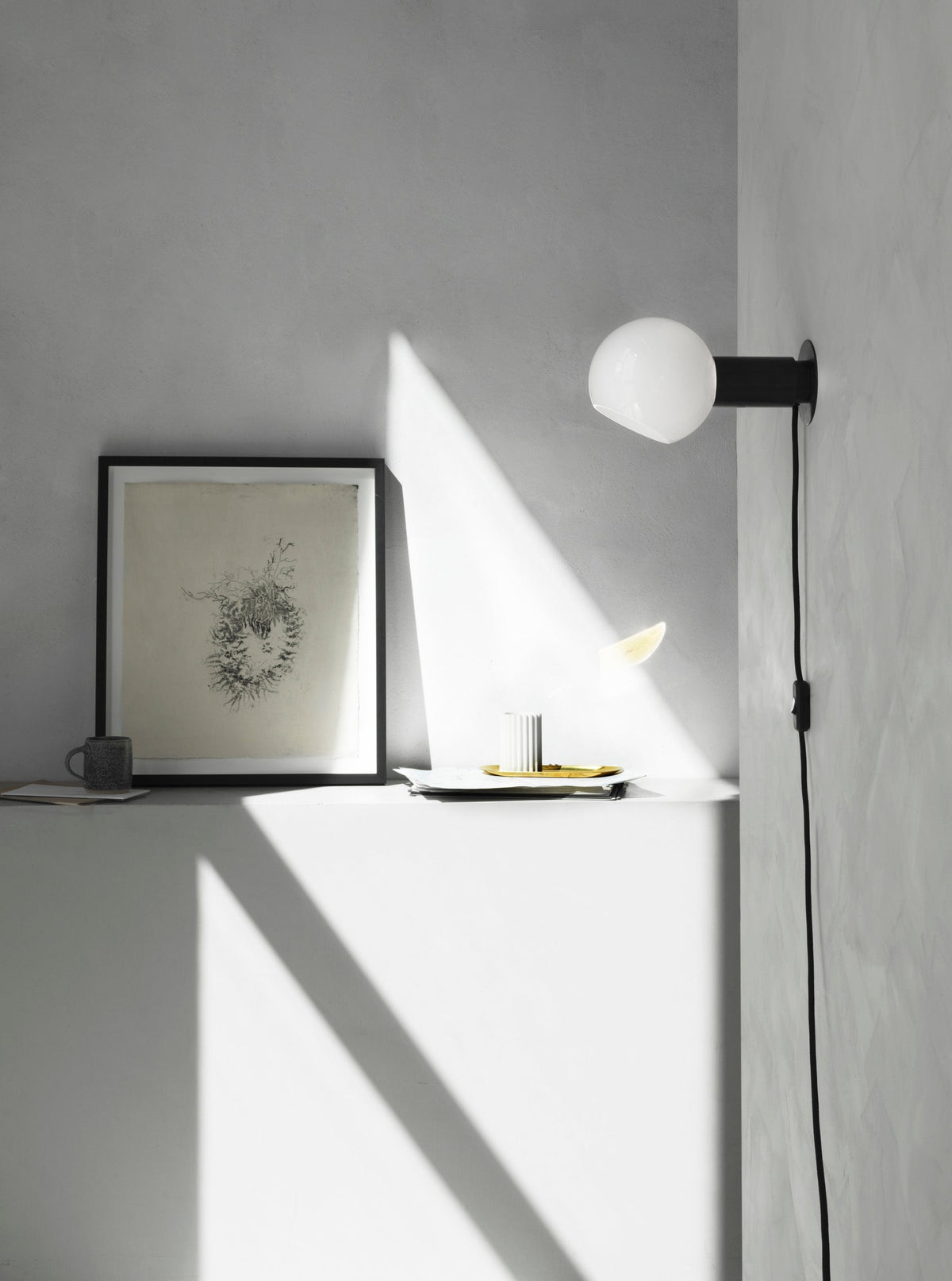Teramo Sphere Wall Lamp