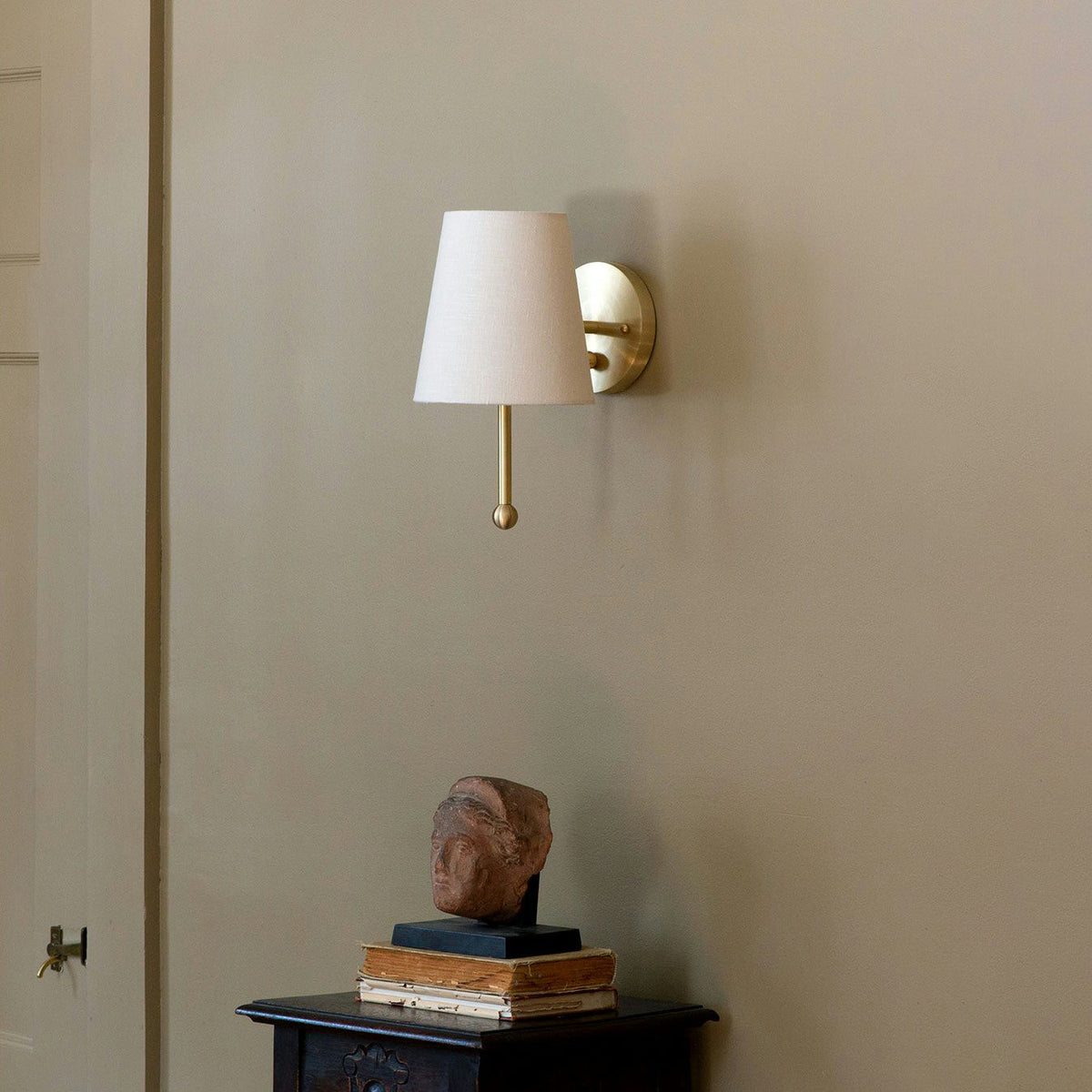 Nave Wall Lamp