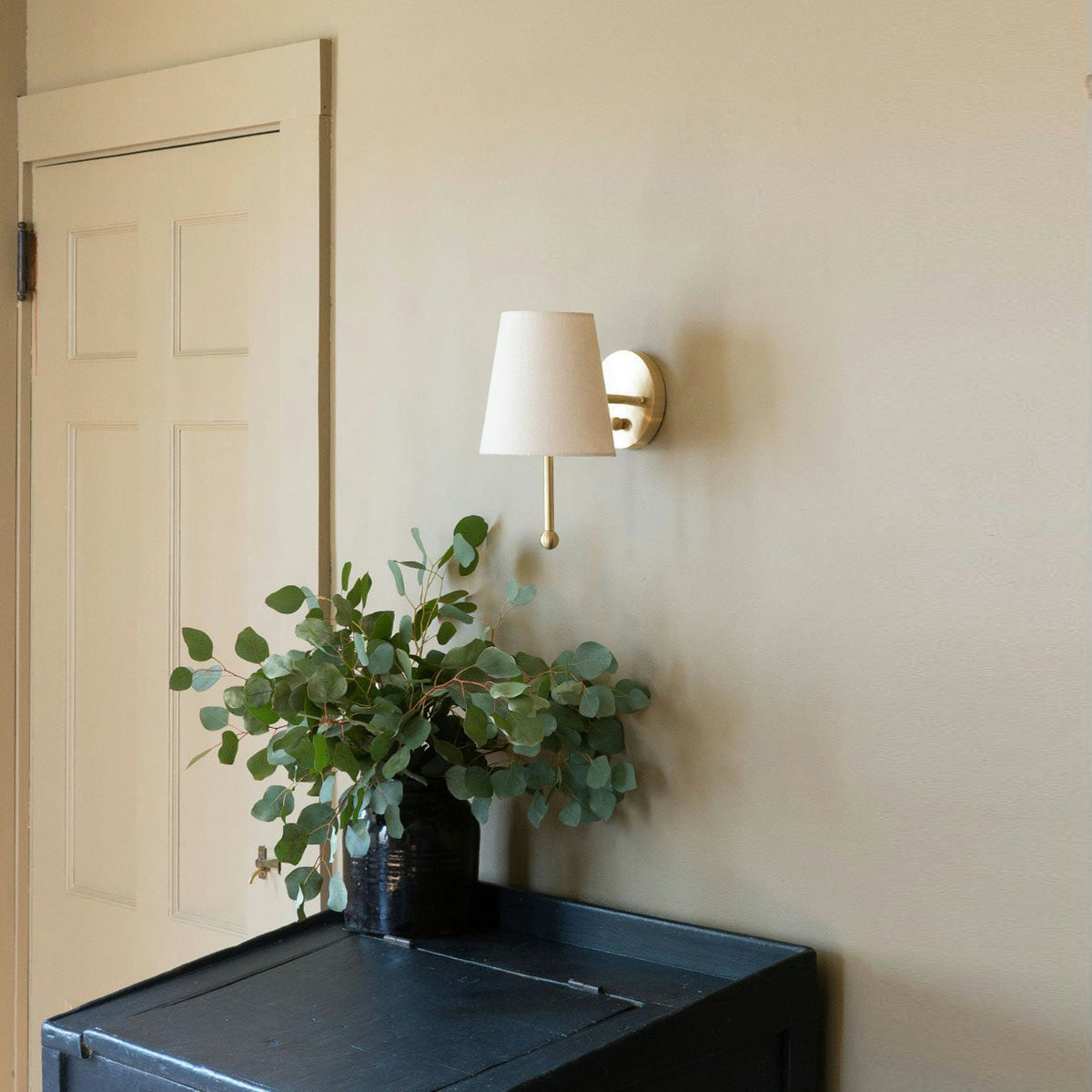Nave Wall Lamp