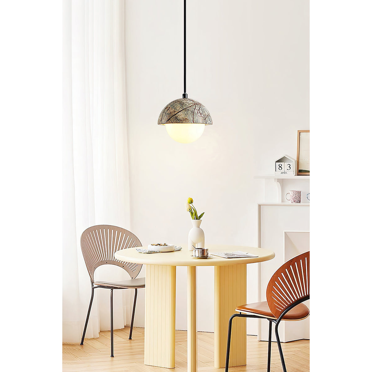 Levaro Pendant Lamp