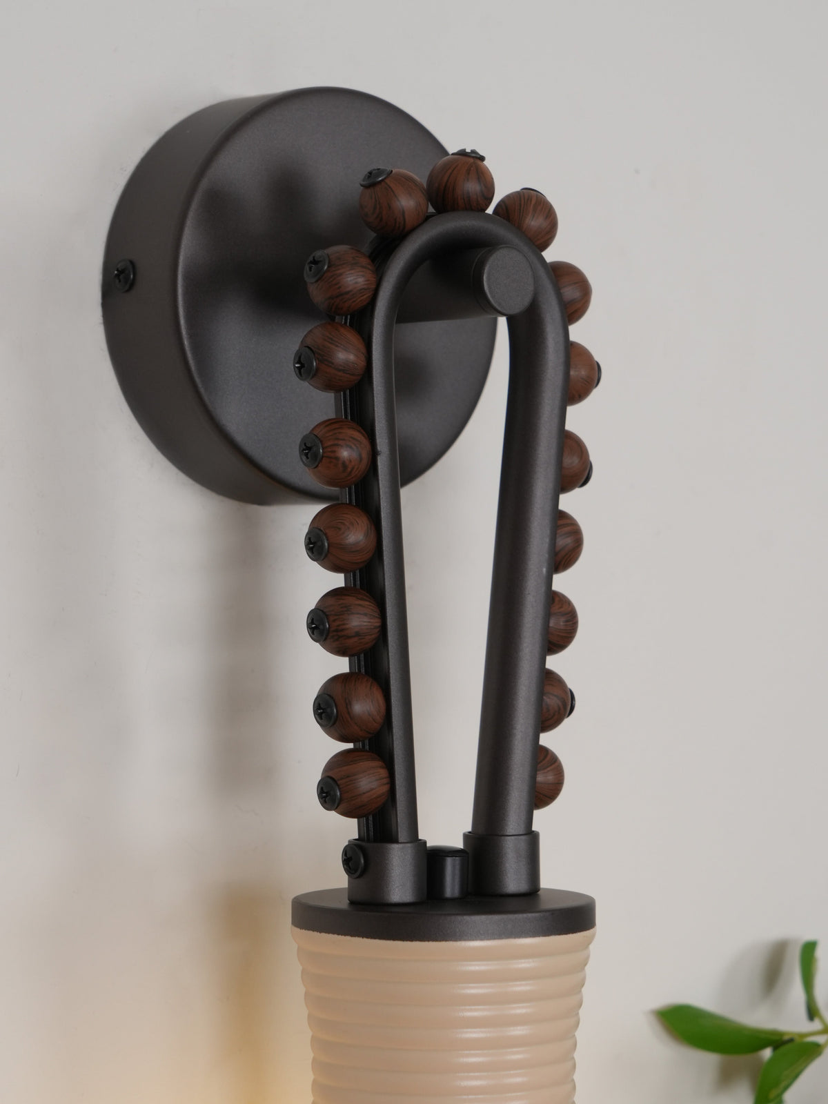 Larice Alabaster Wall Lamp