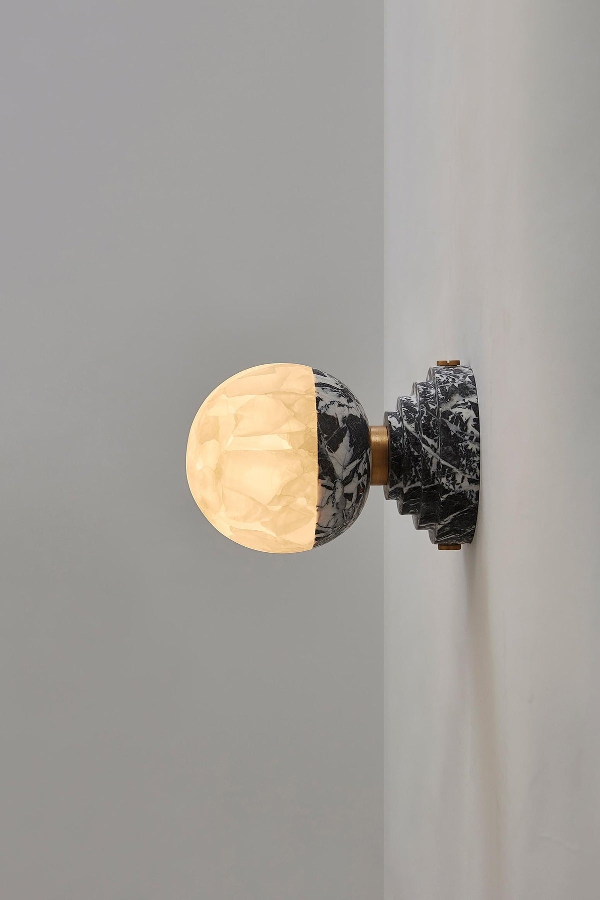 Giuliano Marble Wall Lamp