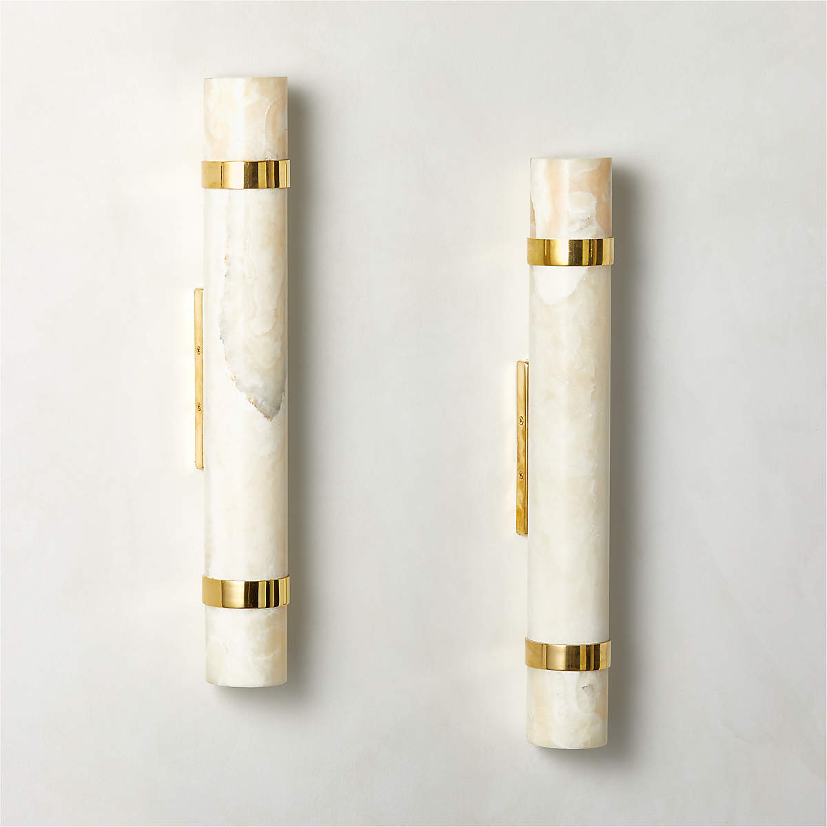 Clavena Onyx Wall Lamp