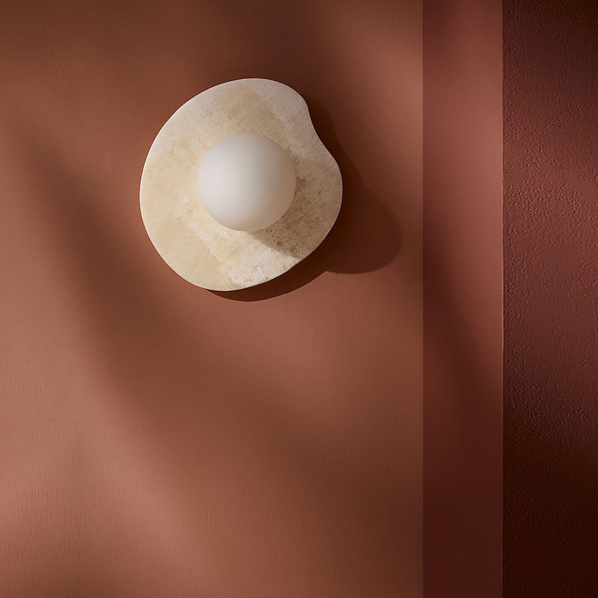 Carrella Onyx Nopal Wall Lamp