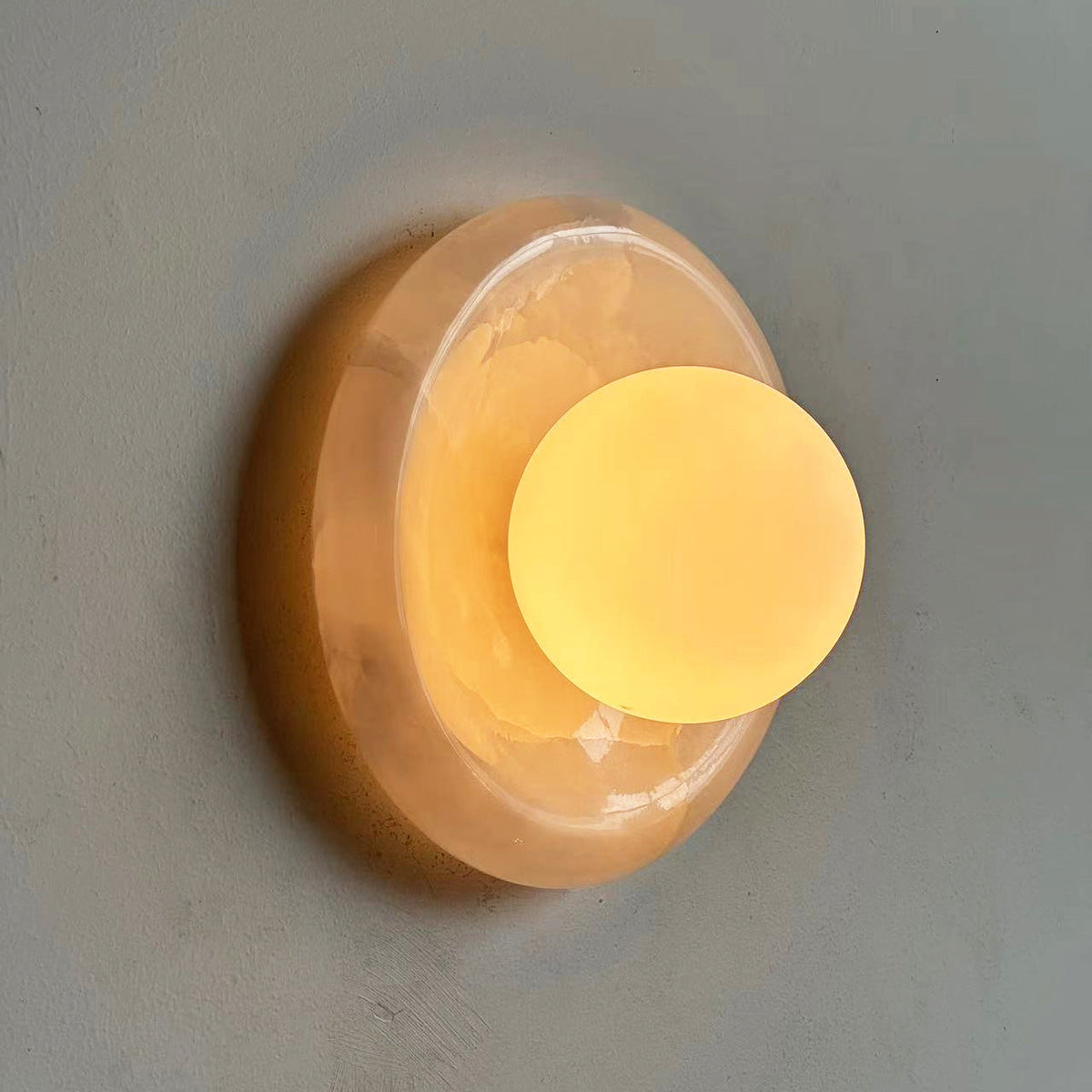 Gelso Onyx White Sconce