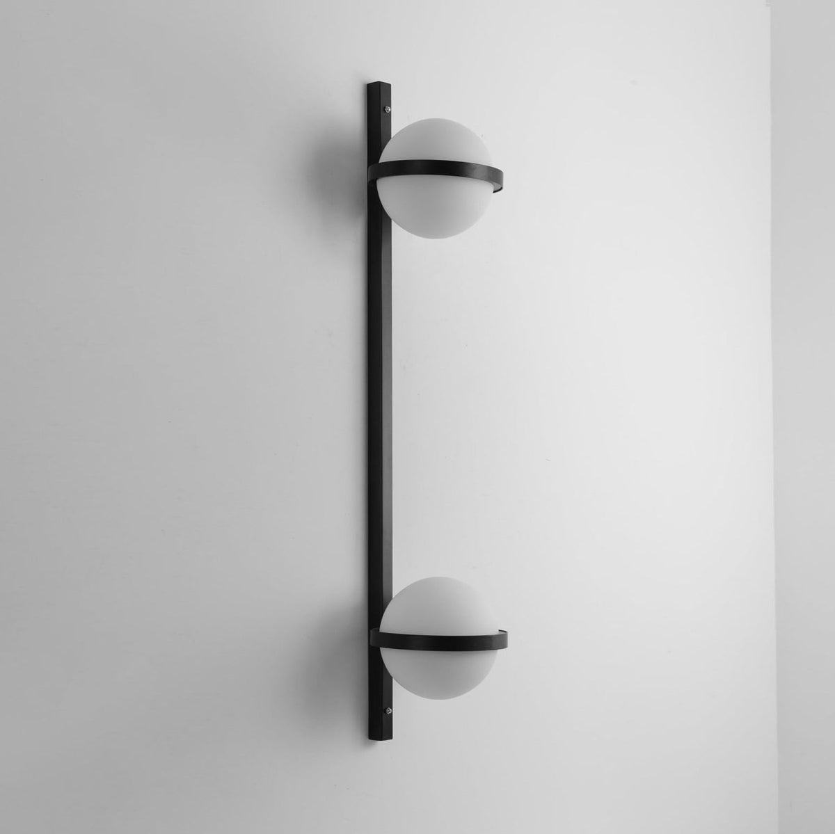 Anzio Wall Lamp
