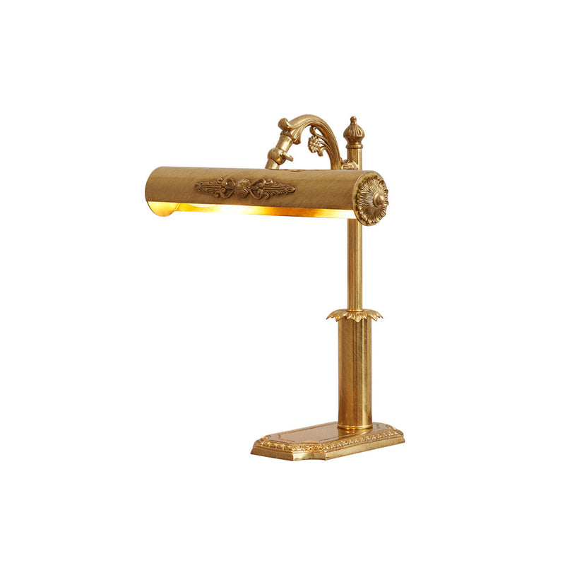 Scudetto Mate Table Lamp