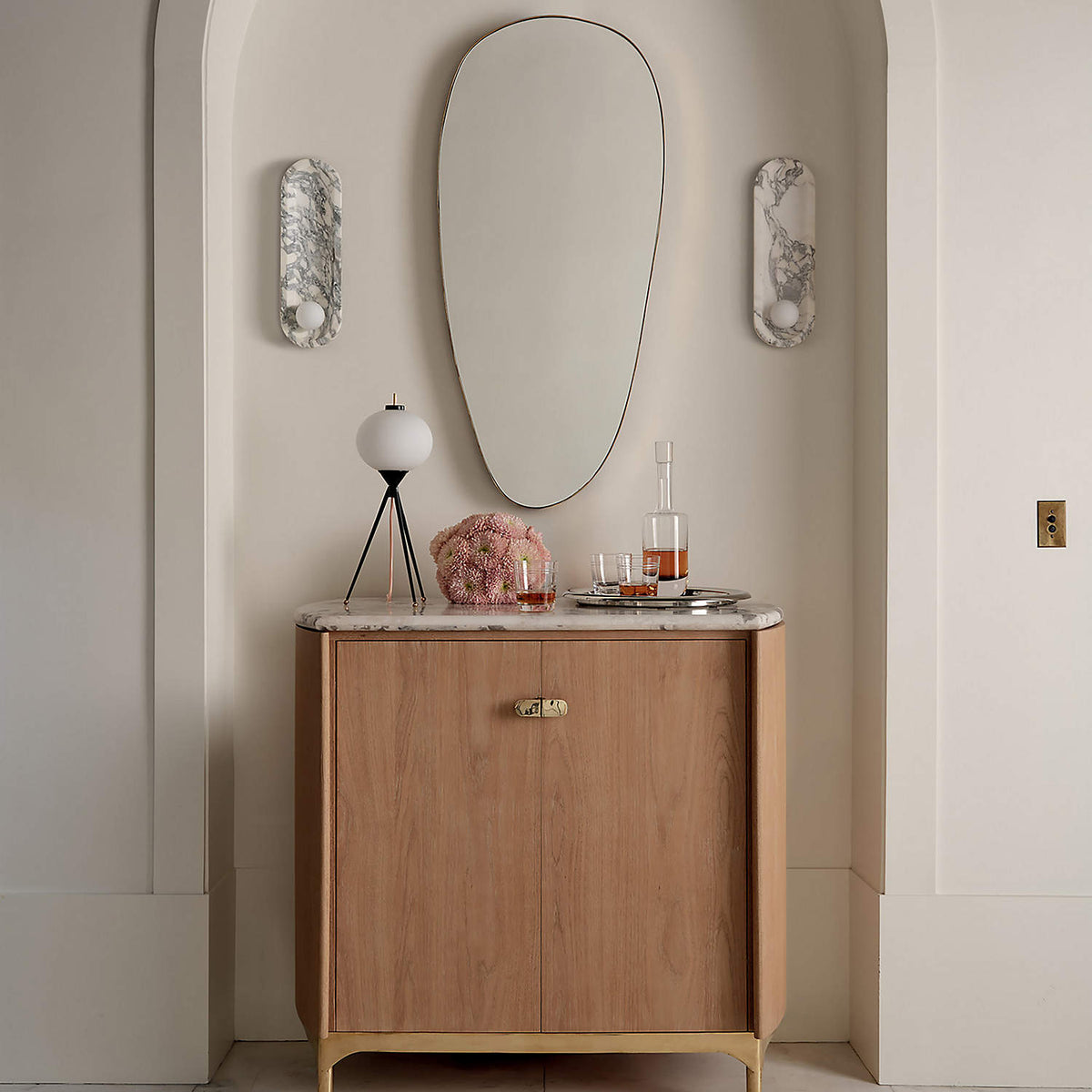 Tivana Marble Wall Lamp