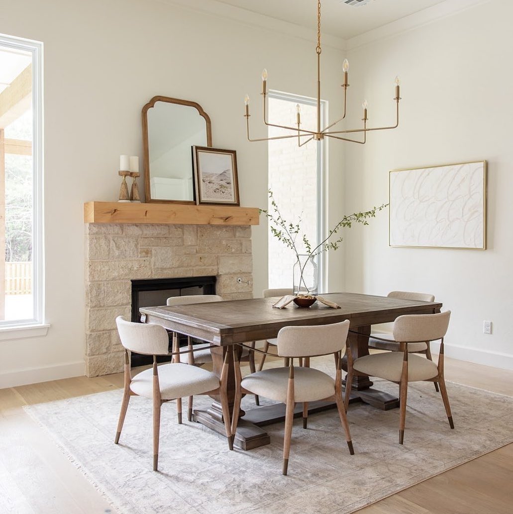 Argora Chandelier