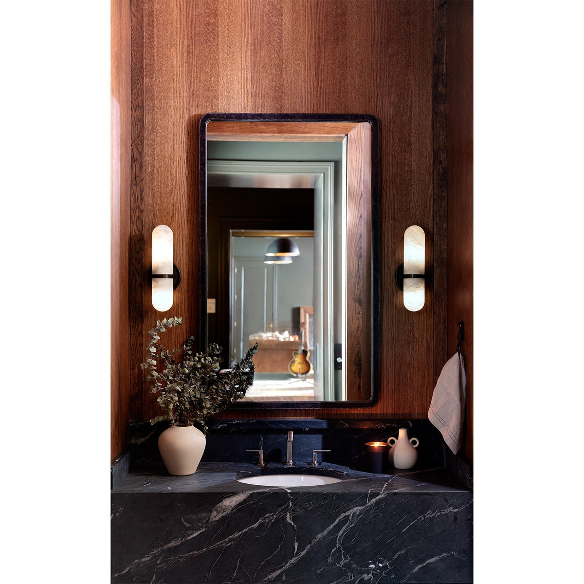 Mandano Alabaster Wall Lamp