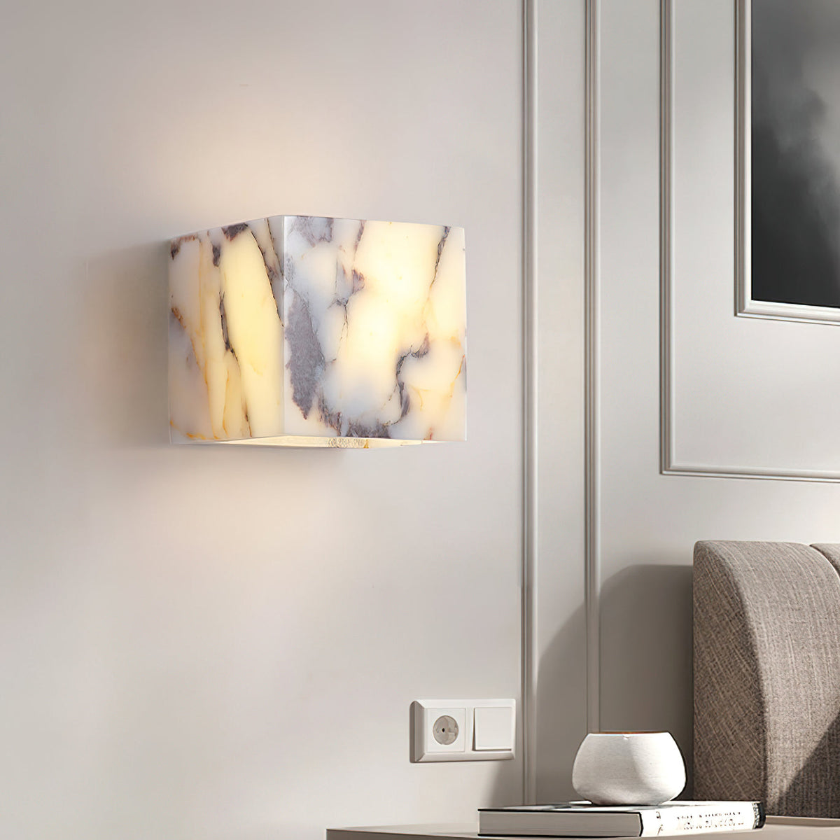 Sagrora Marble Square Wall Lamp
