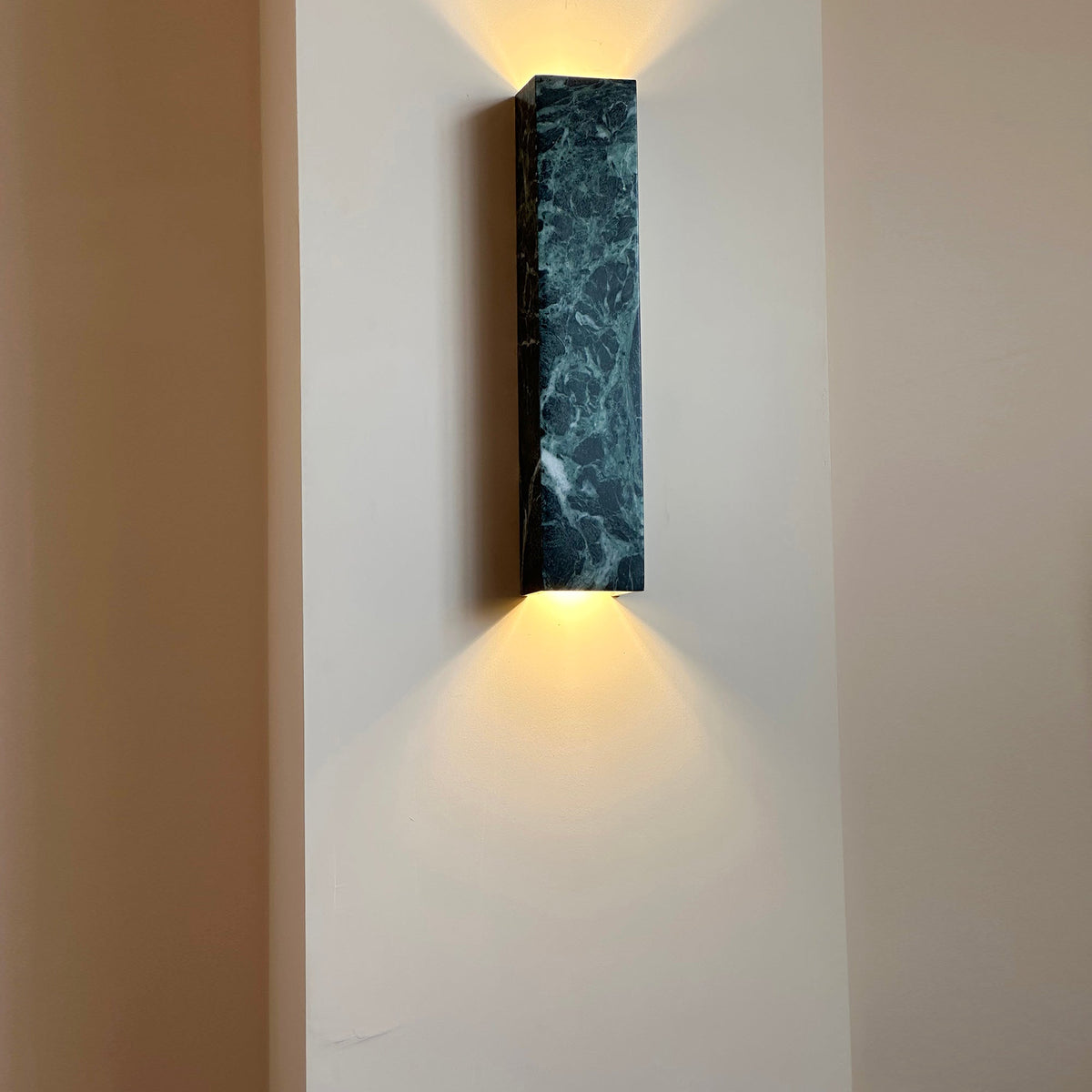 Quercetto LED Wall Lamp